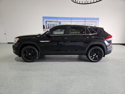 2026 Volkswagen Atlas Cross Sport SE with Technology