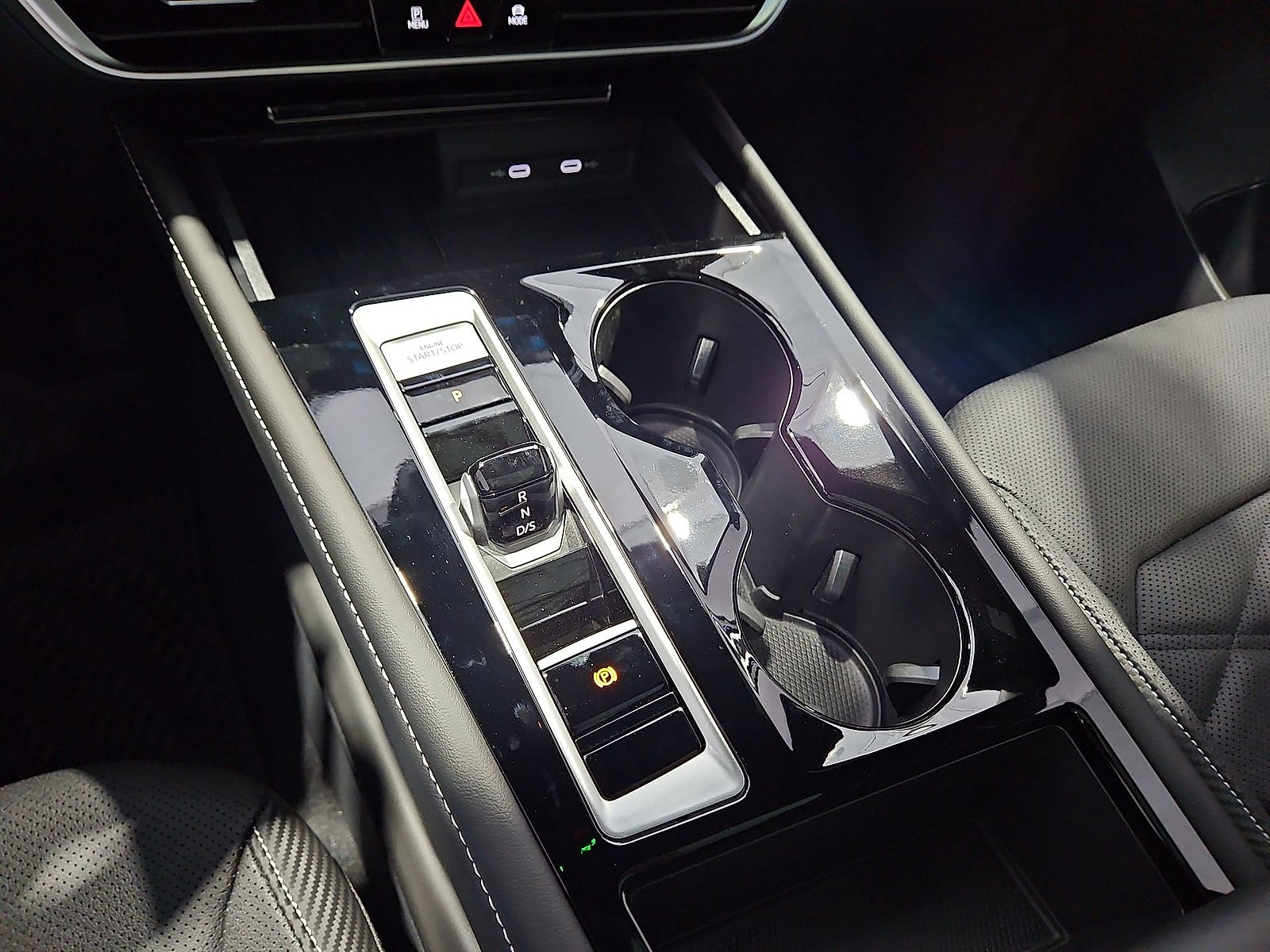 2026 Volkswagen Atlas Cross Sport SE with Technology