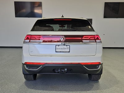 2026 Volkswagen Atlas Cross Sport SE with Technology