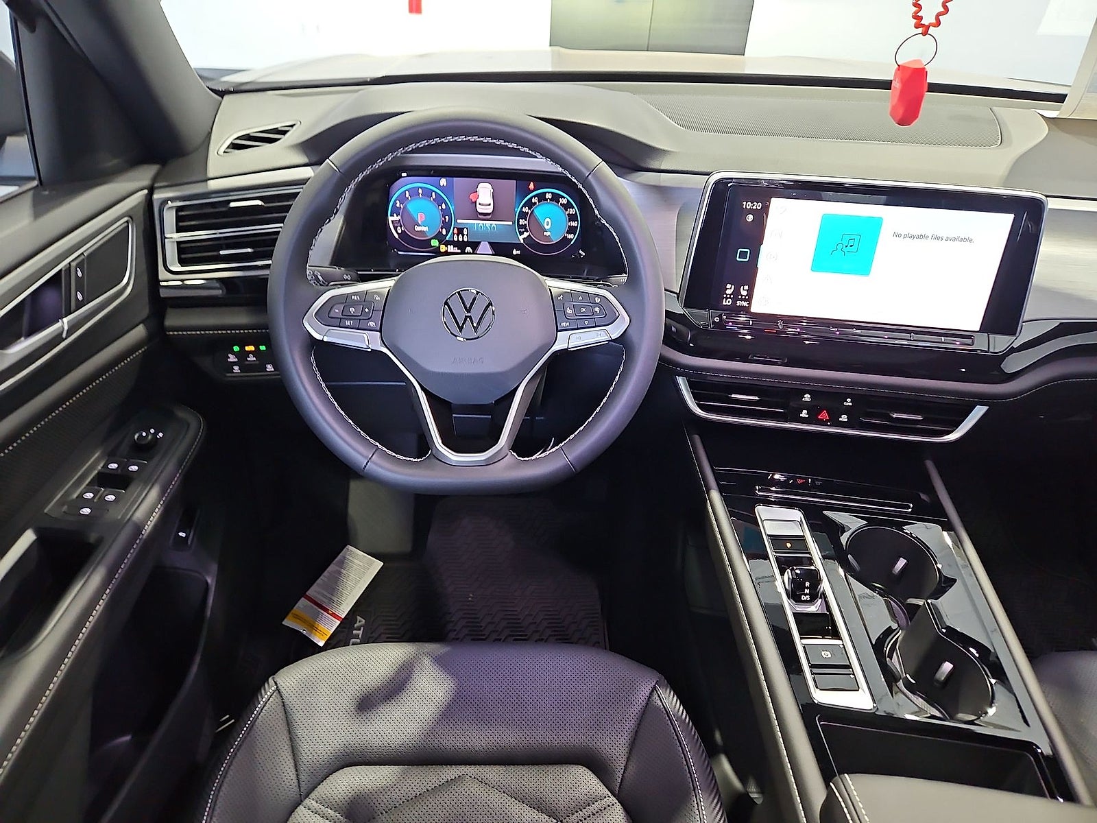 2026 Volkswagen Atlas Cross Sport SE with Technology
