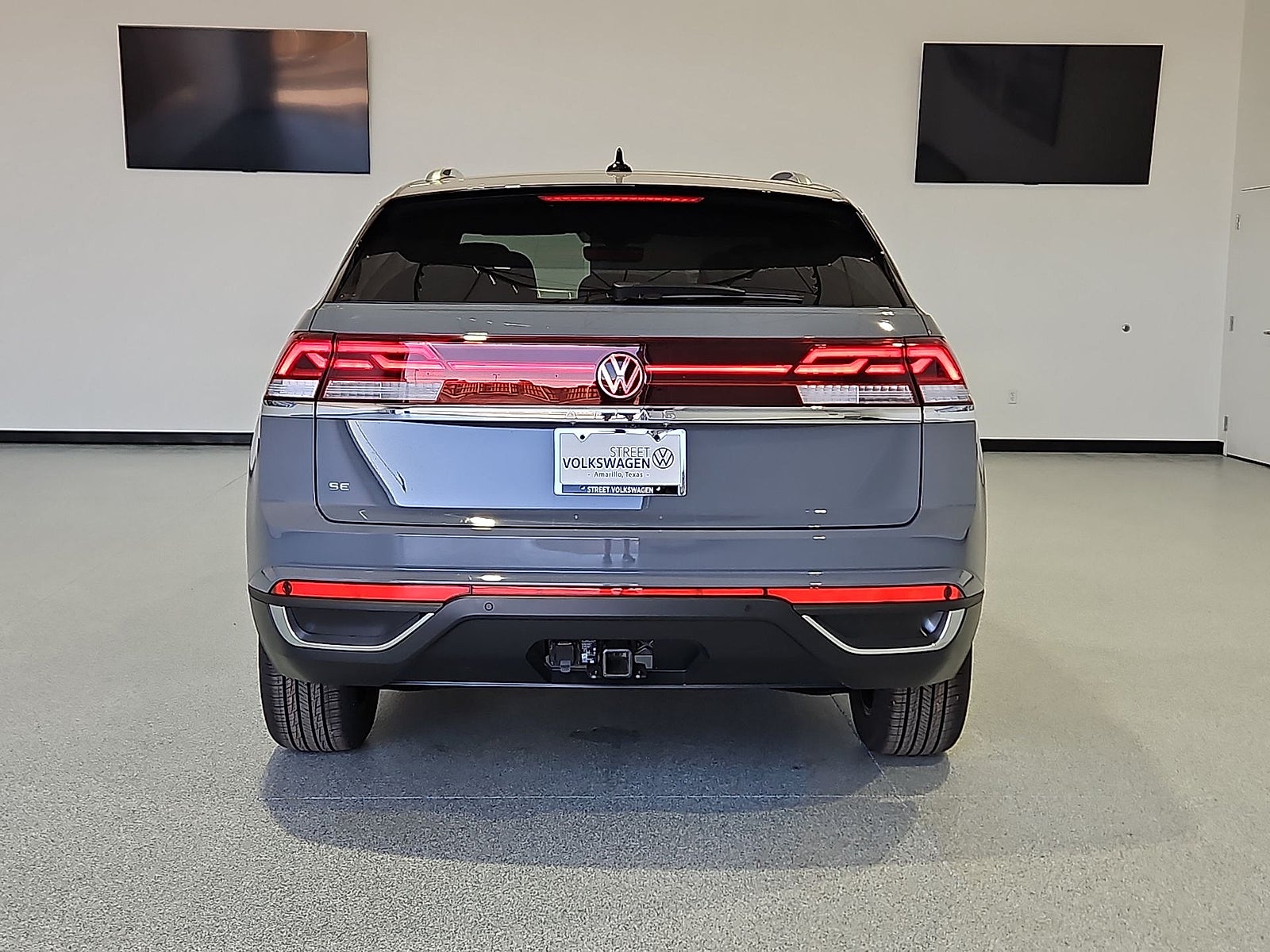 2026 Volkswagen Atlas Cross Sport SE with Technology