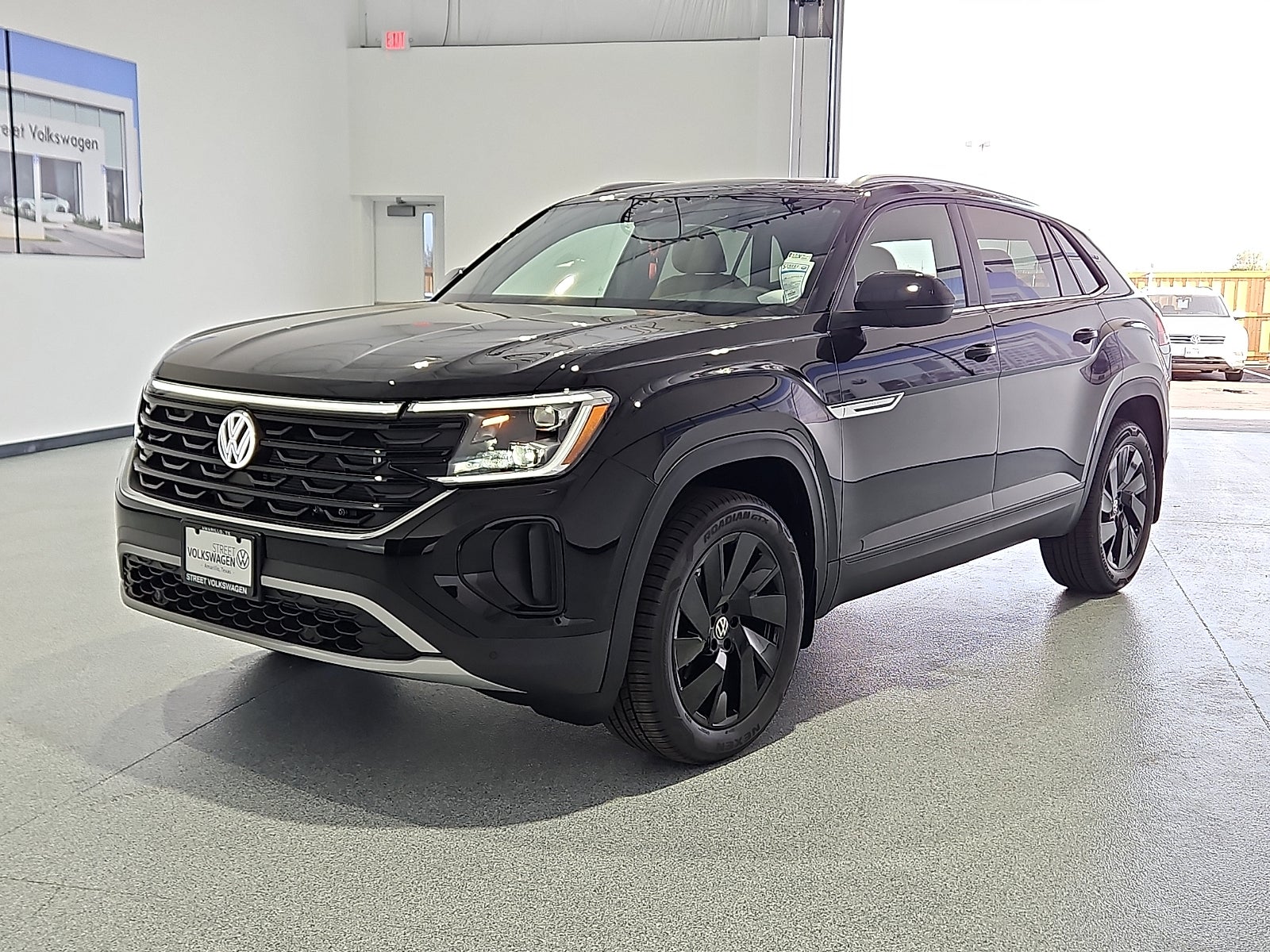 2026 Volkswagen Atlas Cross Sport 2.0T SE w/Technology