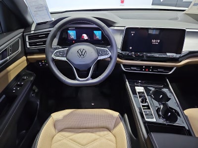 2026 Volkswagen Atlas Cross Sport SE with Technology