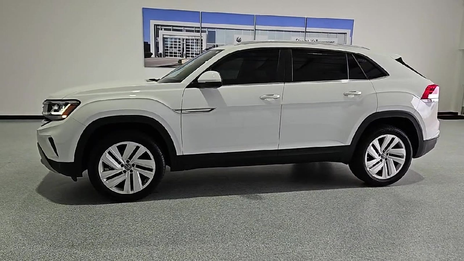 2023 Volkswagen Atlas Cross Sport 3.6L V6 SE w/Technology
