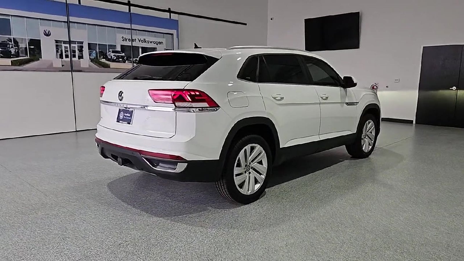 2023 Volkswagen Atlas Cross Sport 3.6L V6 SE w/Technology