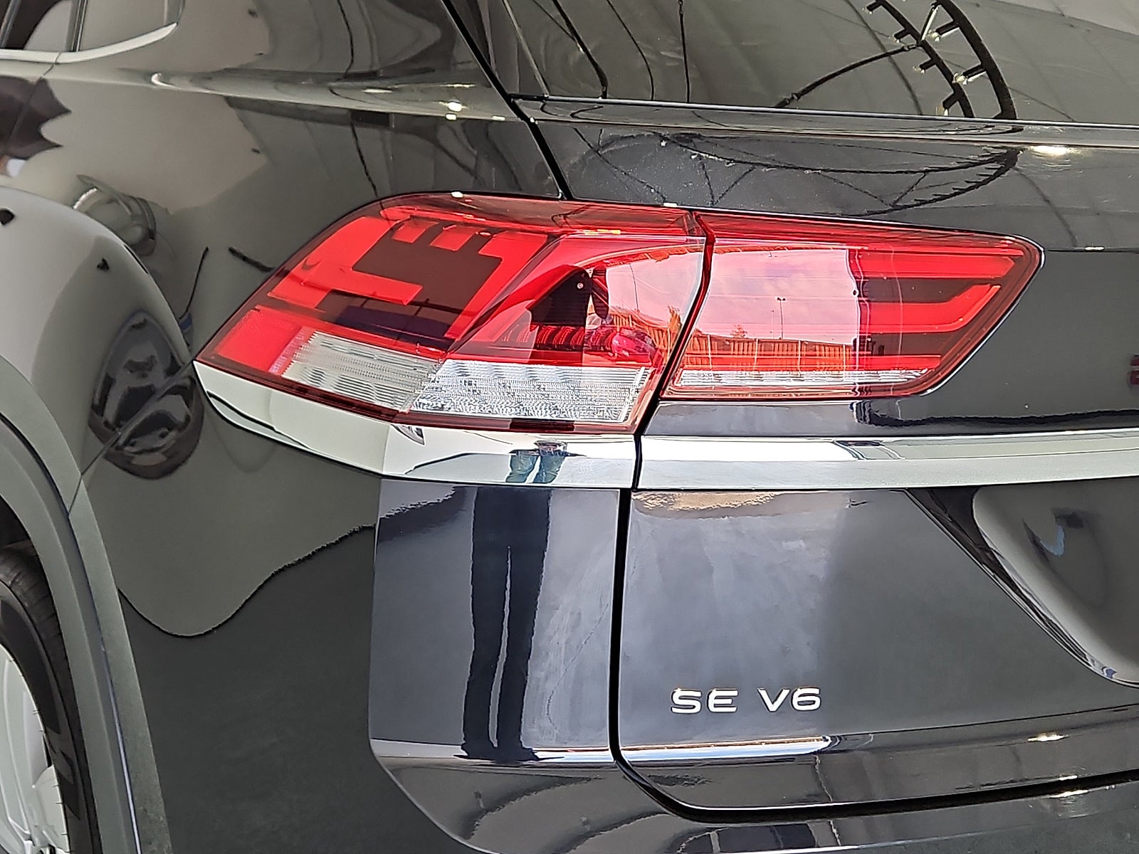 2023 Volkswagen Atlas Cross Sport 3.6L V6 SE w/Technology