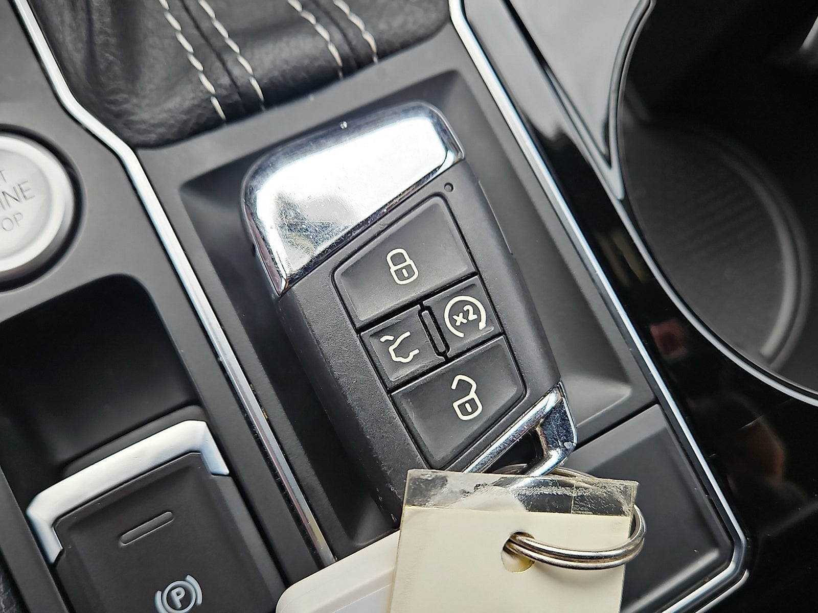 2022 Volkswagen Atlas Cross Sport 3.6L V6 SE w/Technology