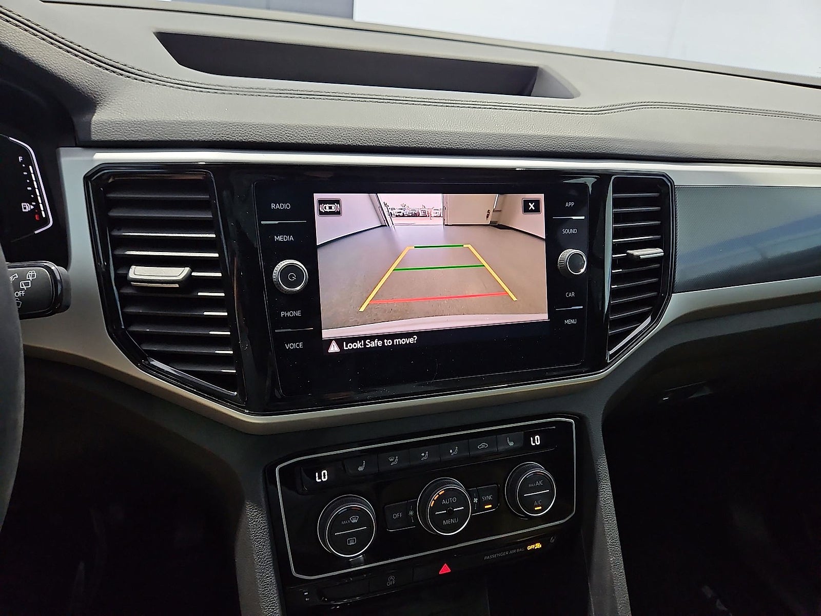 2023 Volkswagen Atlas Cross Sport 3.6L V6 SE w/Technology
