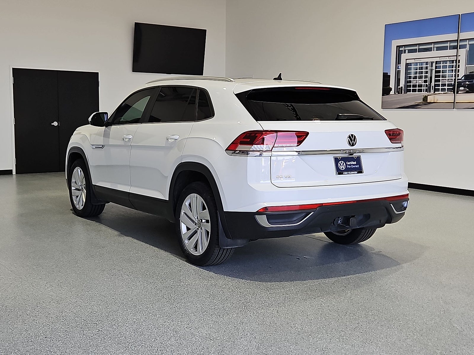 2023 Volkswagen Atlas Cross Sport 3.6L V6 SE w/Technology