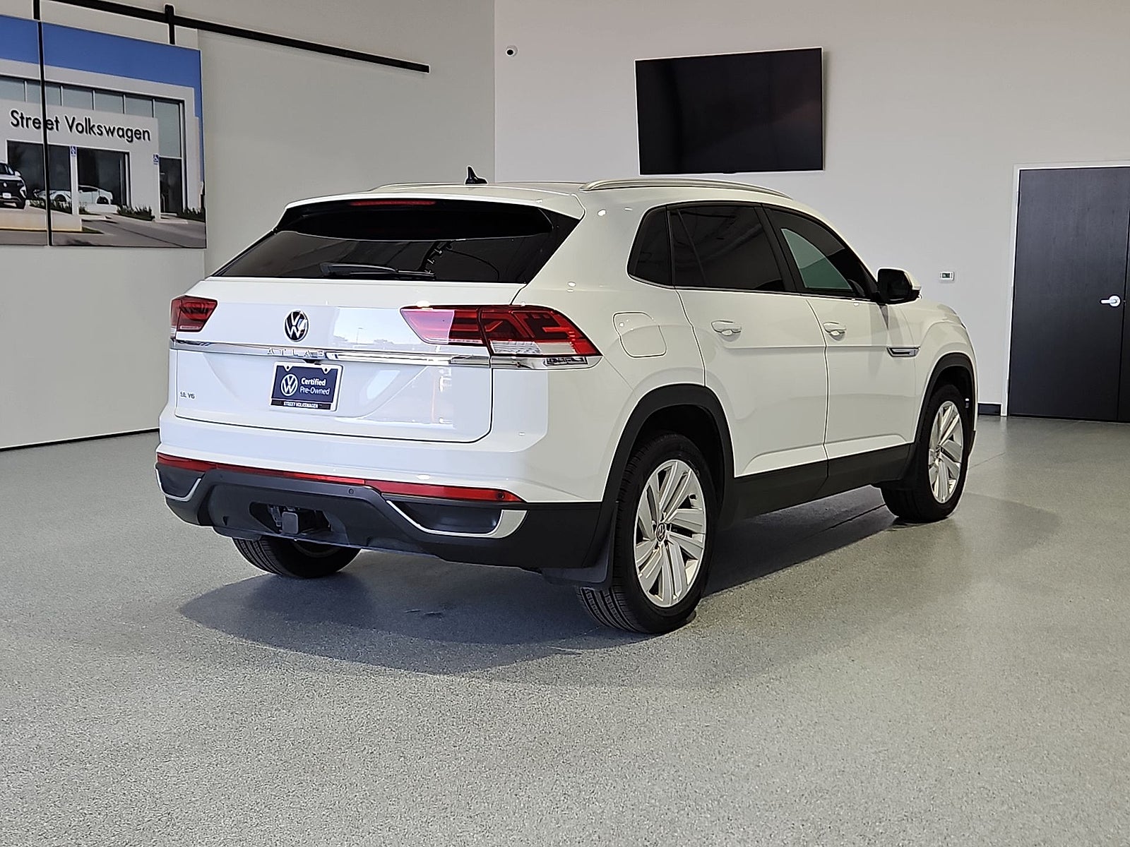 2023 Volkswagen Atlas Cross Sport 3.6L V6 SE w/Technology