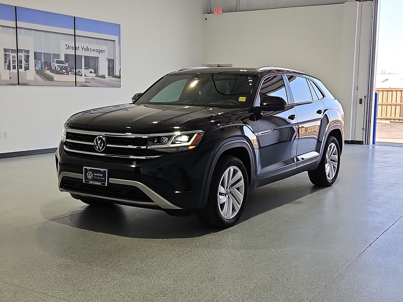 2023 Volkswagen Atlas Cross Sport 3.6L V6 SE w/Technology