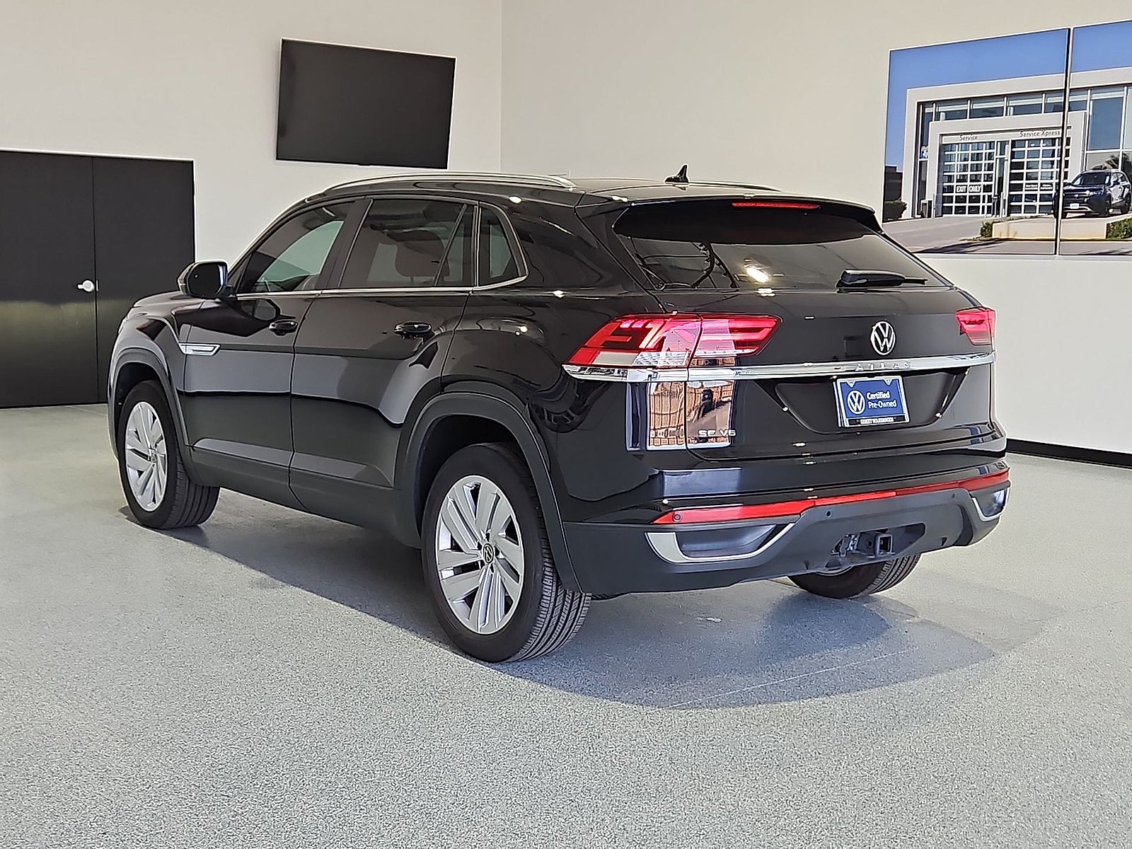 2023 Volkswagen Atlas Cross Sport 3.6L V6 SE w/Technology