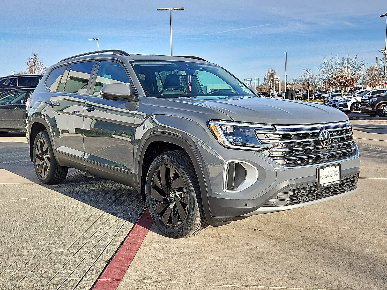 2026 Volkswagen Atlas 2.0T SE w/Technology