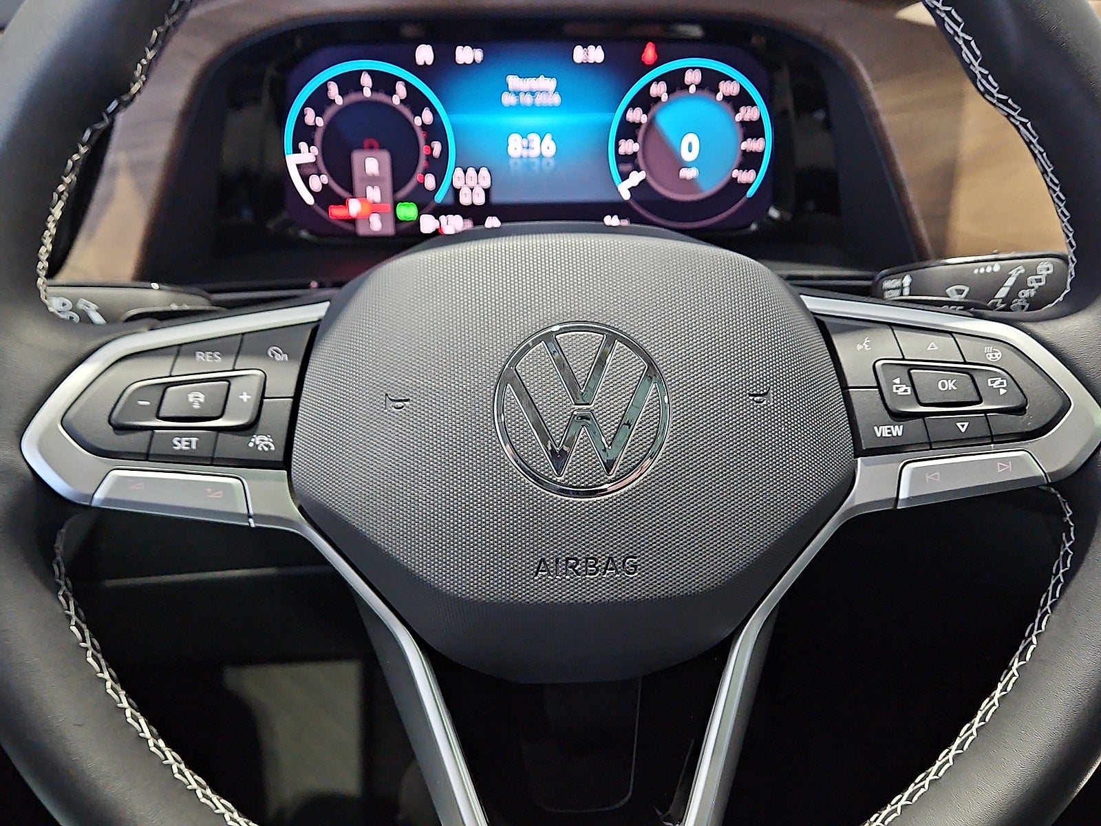 2026 Volkswagen Atlas SE with Technology