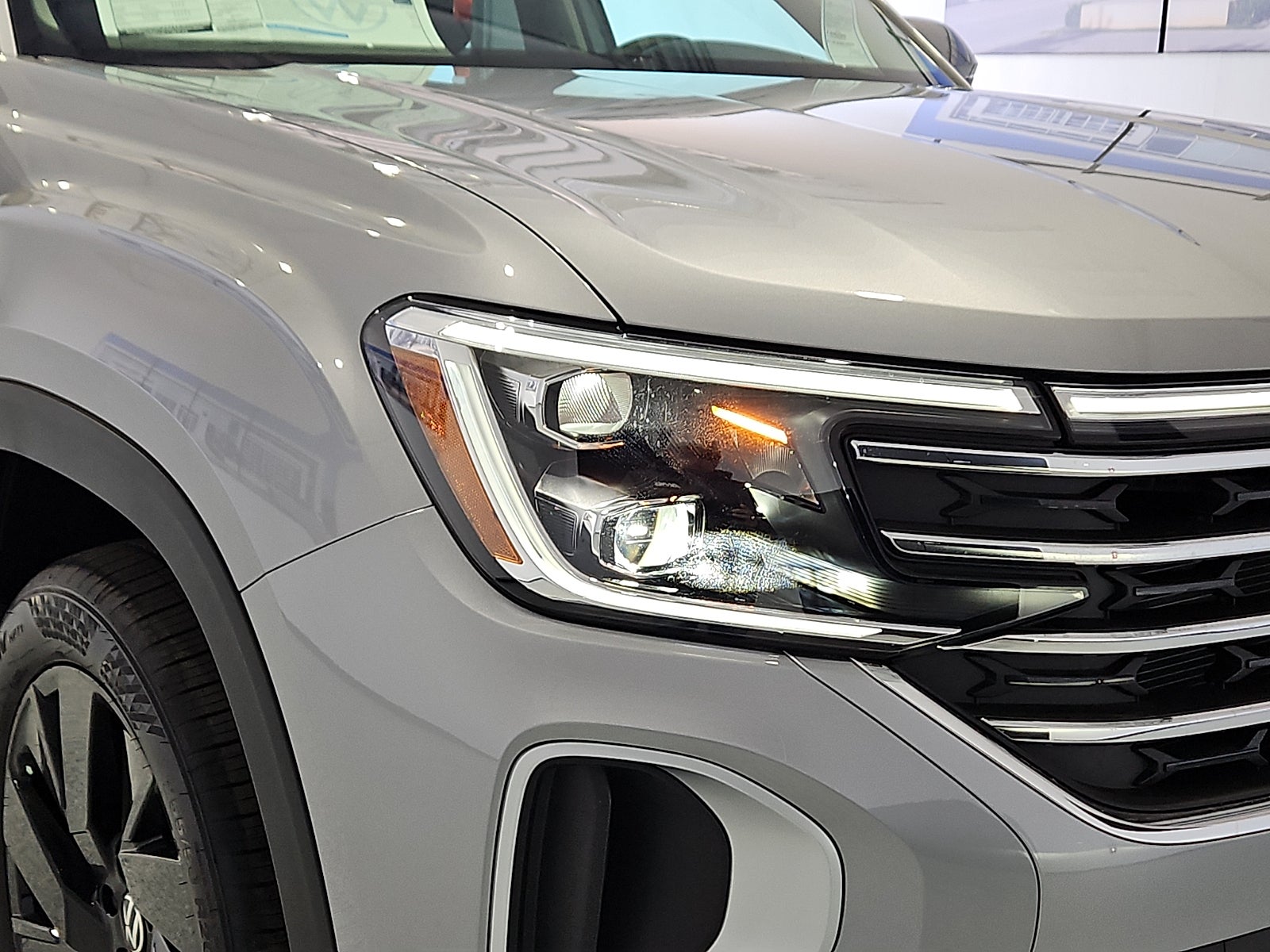 2026 Volkswagen Atlas SE with Technology