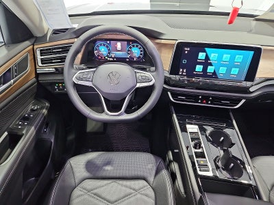 2026 Volkswagen Atlas SE with Technology