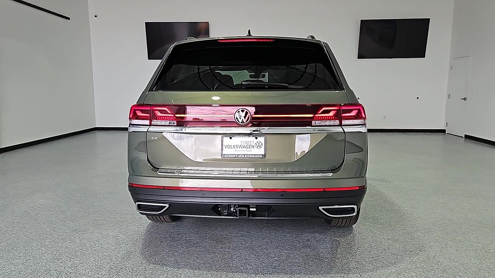 2026 Volkswagen Atlas SE with Technology