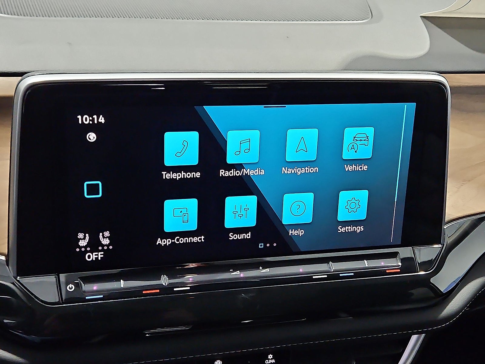 2026 Volkswagen Atlas SE with Technology