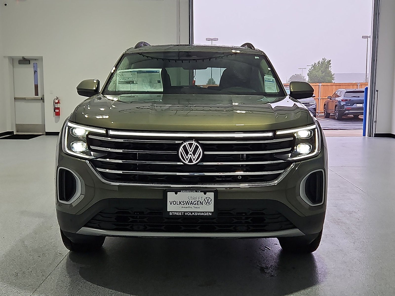 2026 Volkswagen Atlas SE with Technology