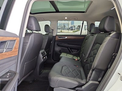 2026 Volkswagen Atlas SE with Technology