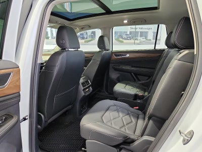 2026 Volkswagen Atlas SE with Technology