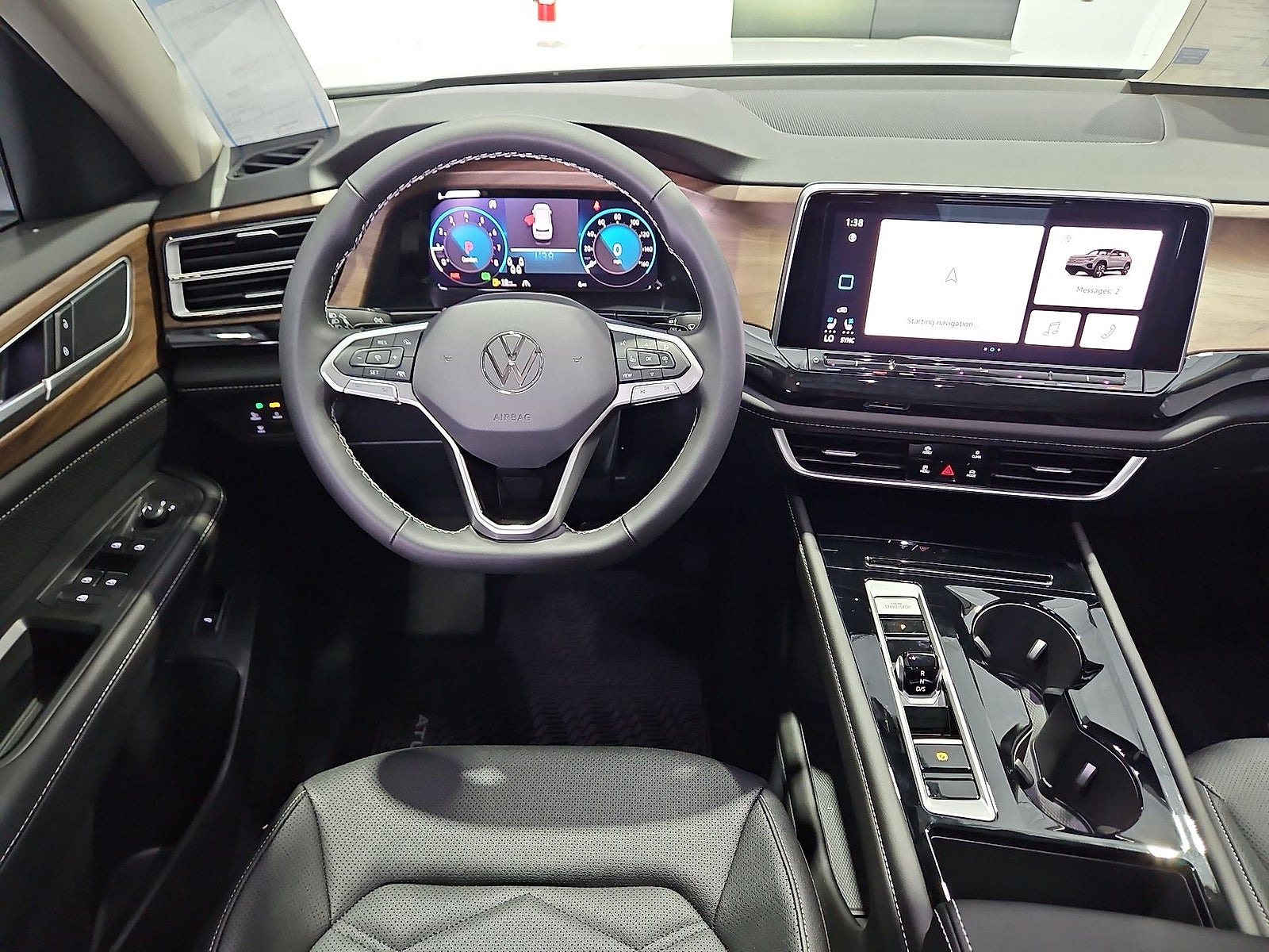 2026 Volkswagen Atlas SE with Technology