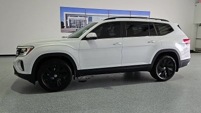 2026 Volkswagen Atlas SE with Technology