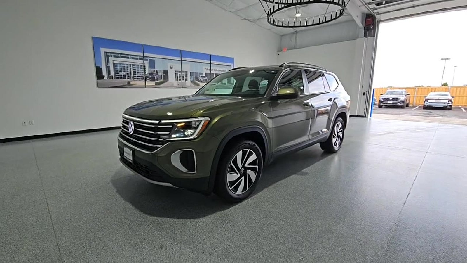2026 Volkswagen Atlas SE with Technology