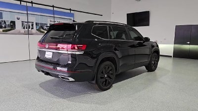 2026 Volkswagen Atlas SE with Technology
