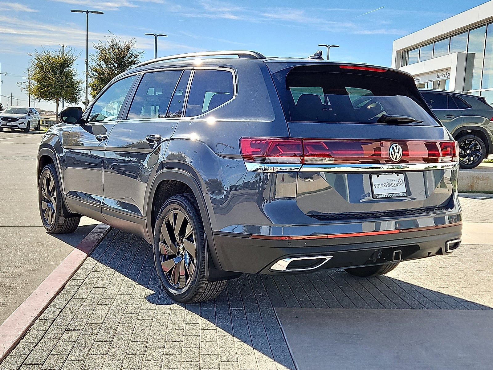 2026 Volkswagen Atlas 2.0T SE w/Technology