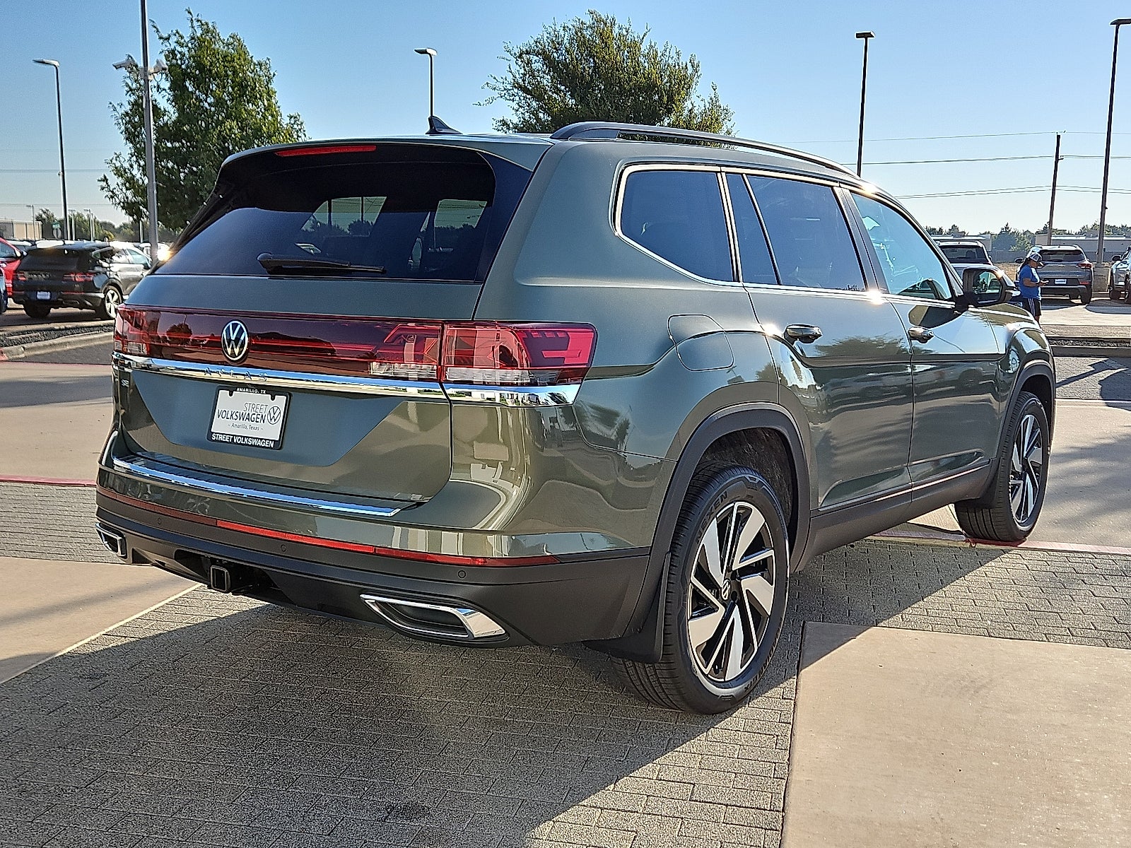 2026 Volkswagen Atlas 2.0T SE w/Technology
