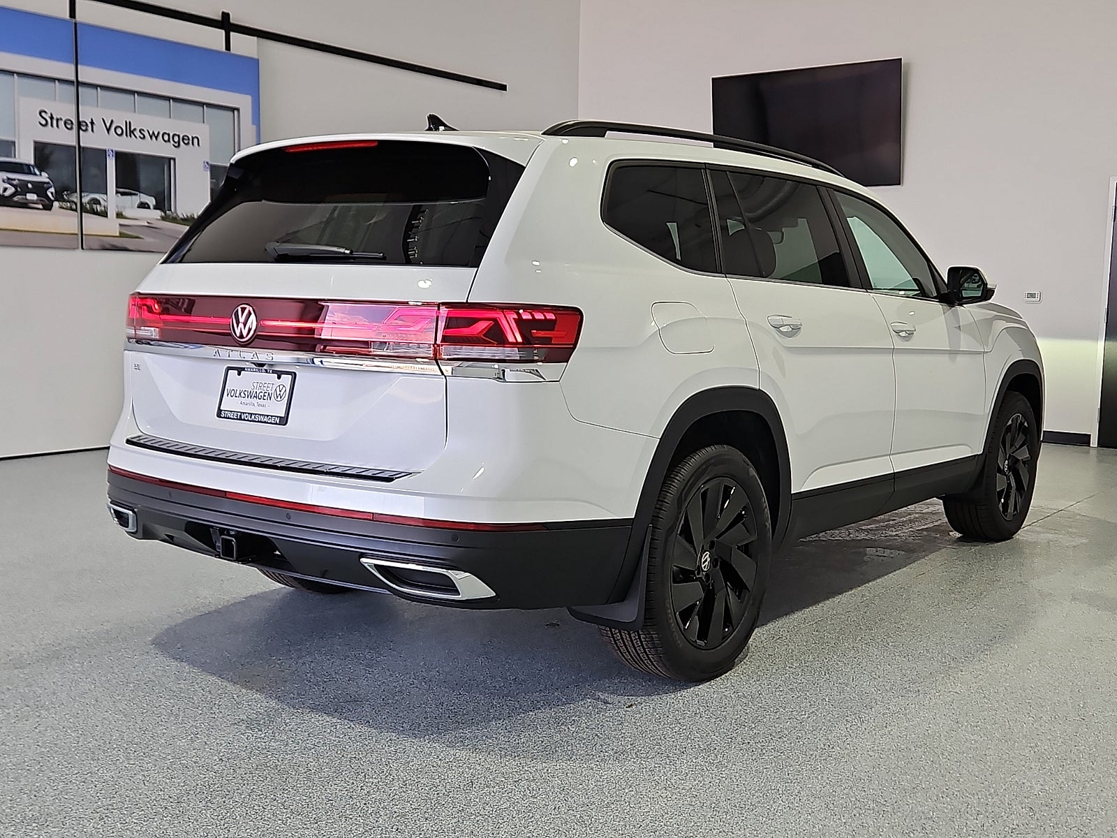 2026 Volkswagen Atlas SE with Technology