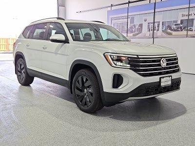 2026 Volkswagen Atlas SE with Technology