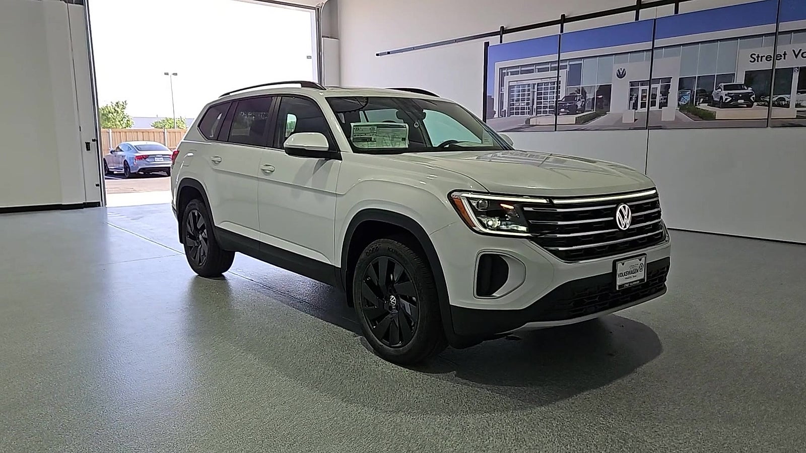2026 Volkswagen Atlas SE with Technology