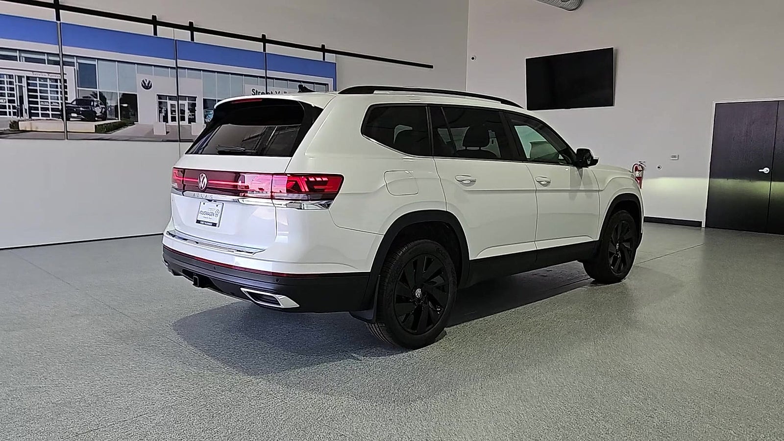 2026 Volkswagen Atlas SE with Technology