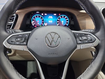 2026 Volkswagen Atlas SE with Technology