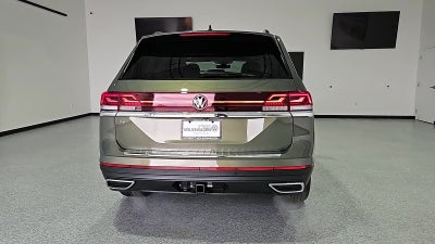 2026 Volkswagen Atlas SE with Technology