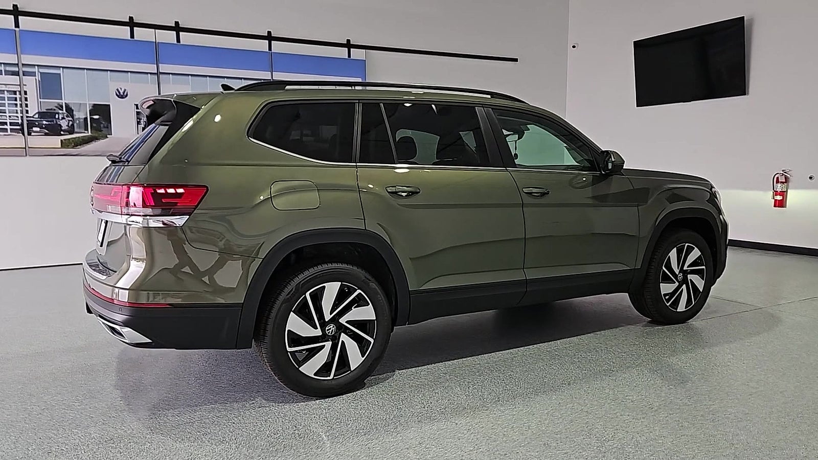 2026 Volkswagen Atlas SE with Technology