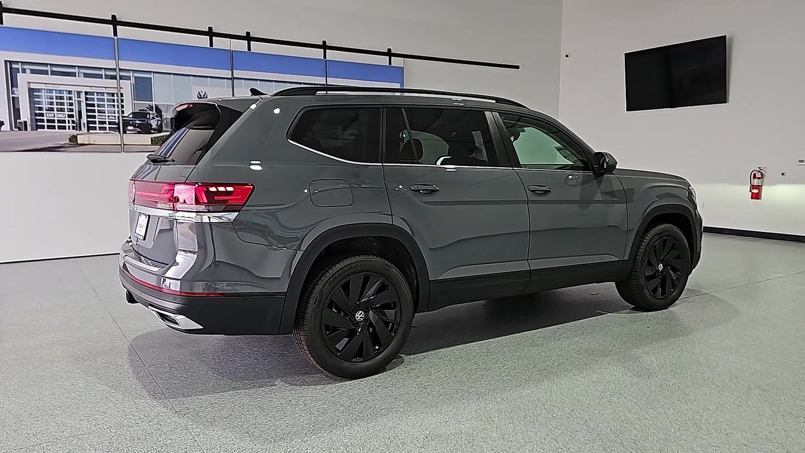 2026 Volkswagen Atlas SE with Technology