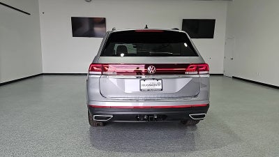 2026 Volkswagen Atlas SE with Technology