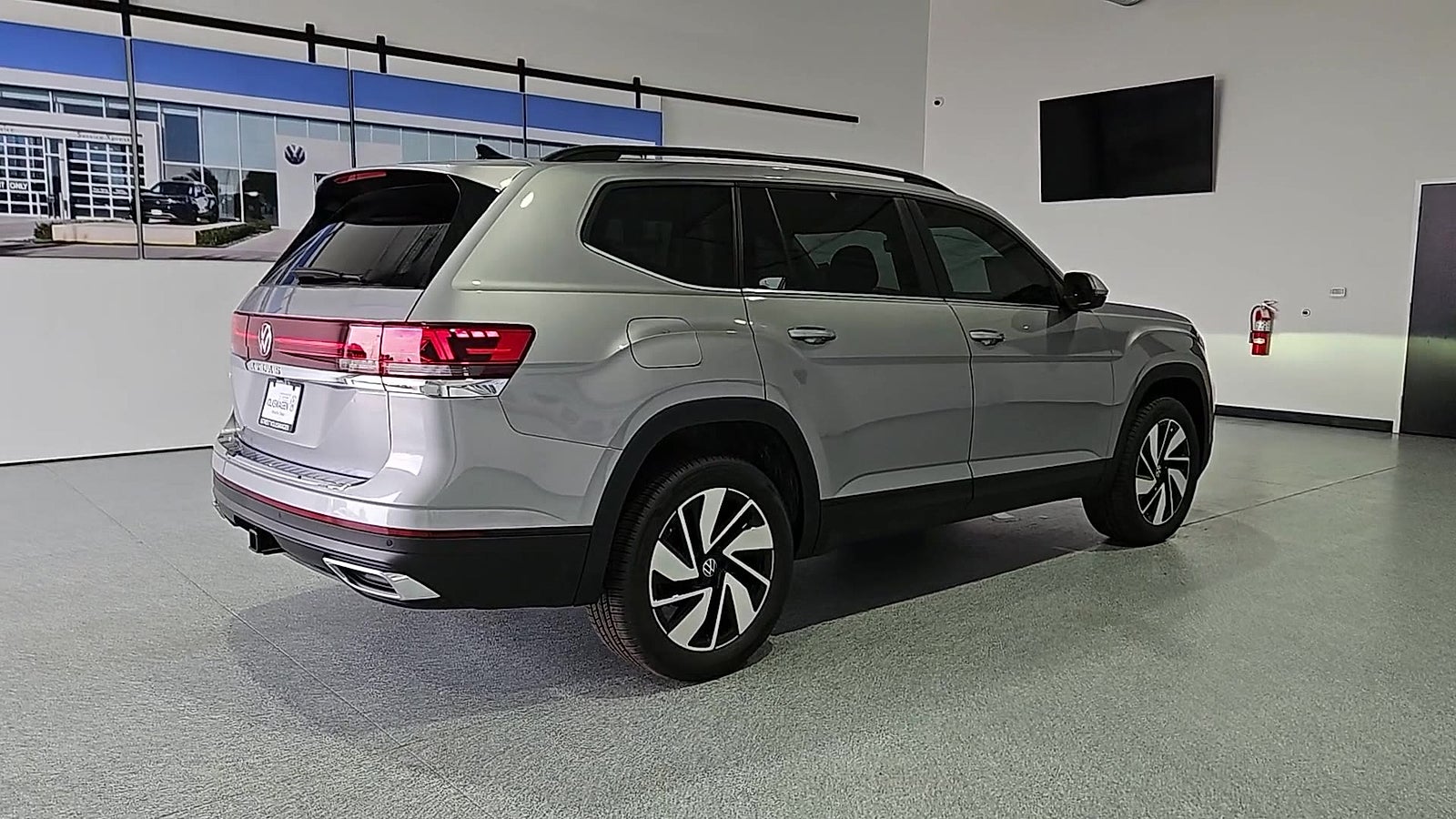 2026 Volkswagen Atlas SE with Technology