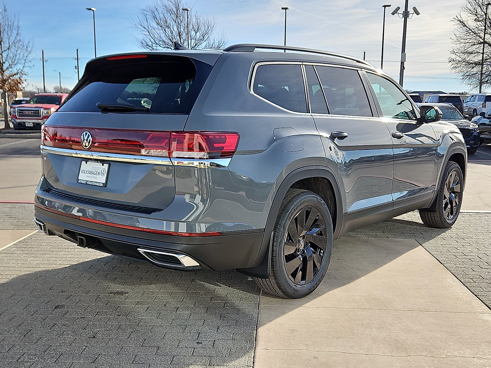 2026 Volkswagen Atlas 2.0T SE w/Technology