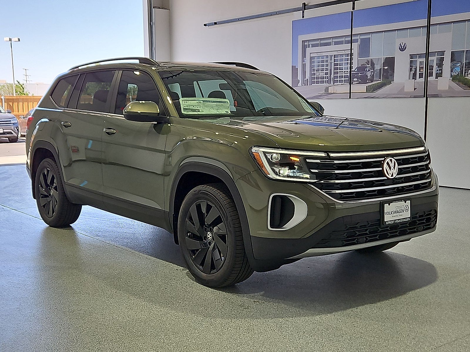 2026 Volkswagen Atlas SE with Technology