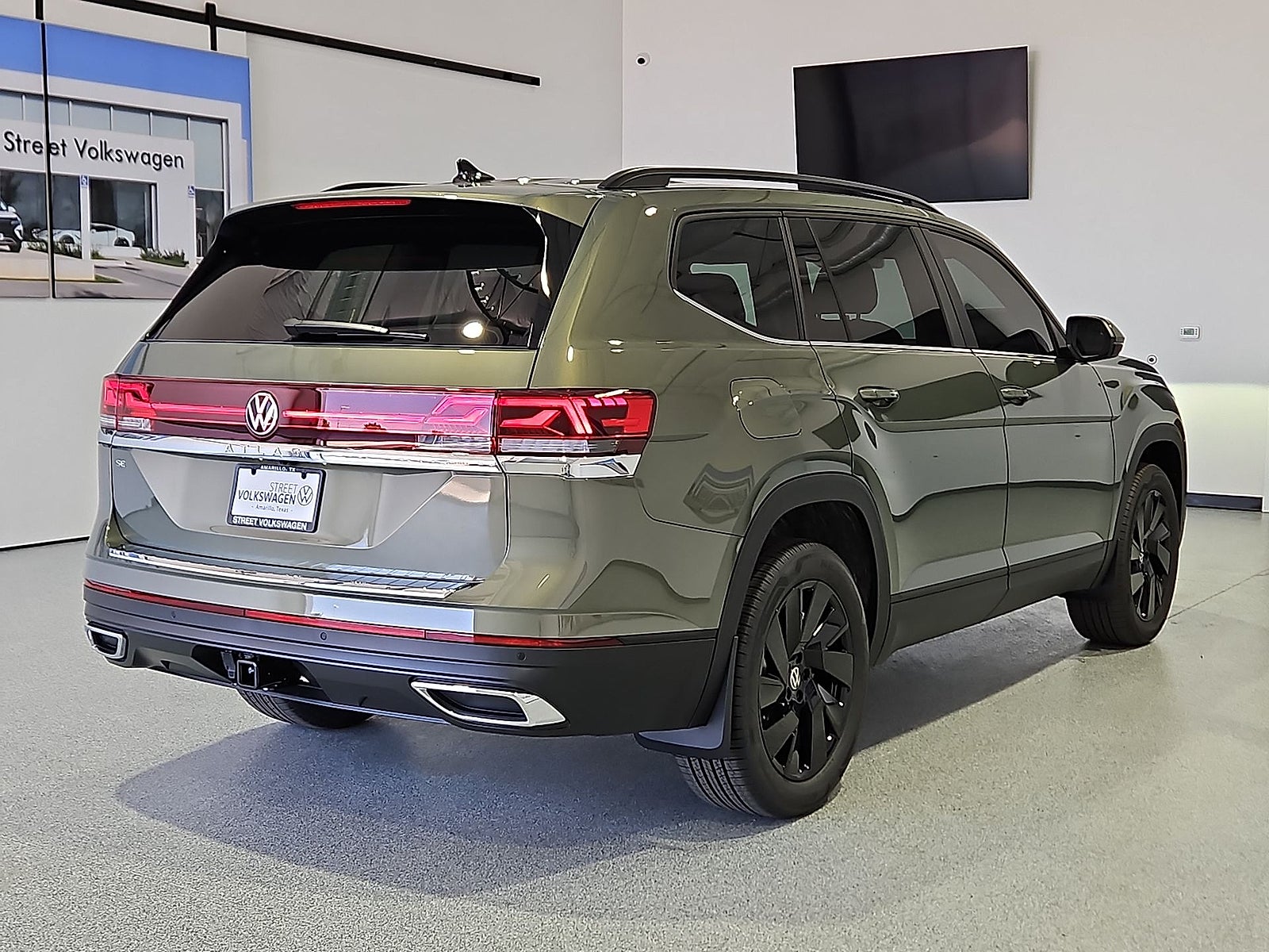 2026 Volkswagen Atlas SE with Technology