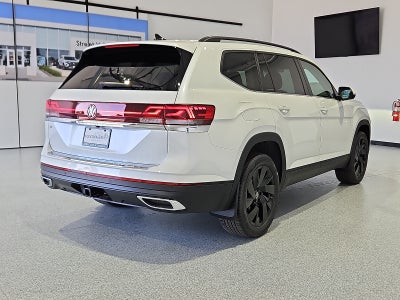 2026 Volkswagen Atlas SE with Technology