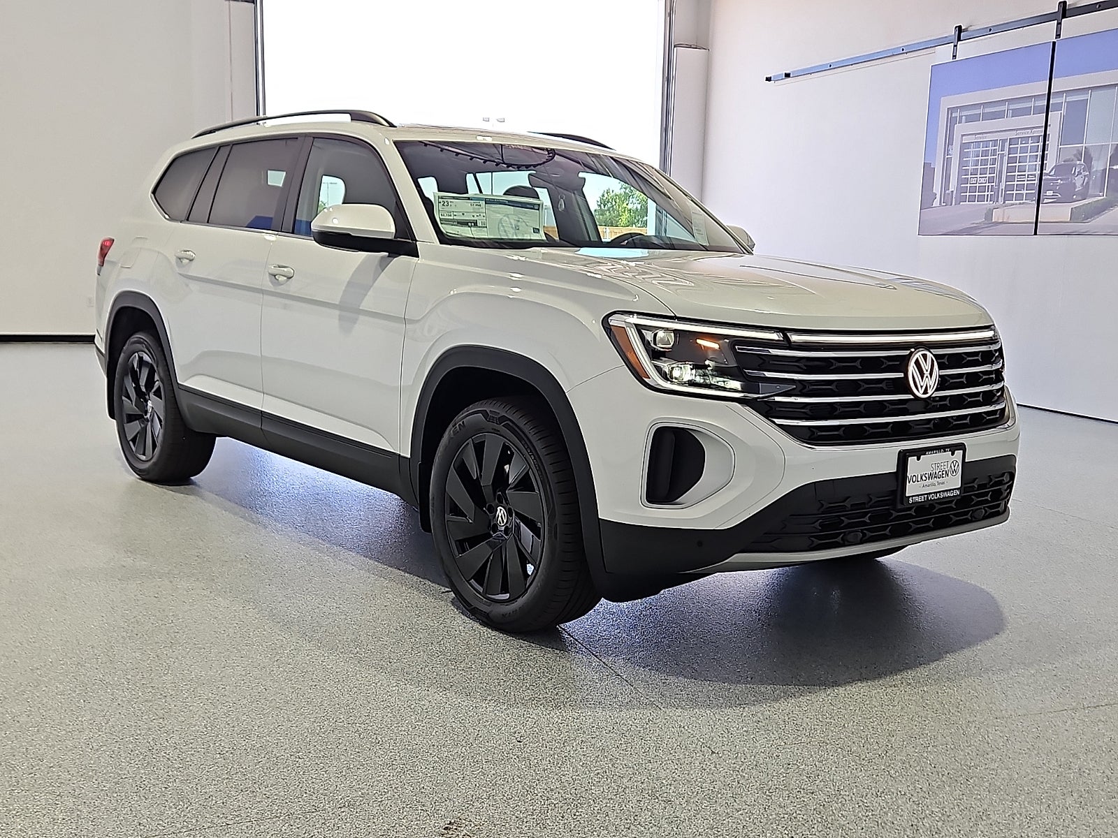 2026 Volkswagen Atlas SE with Technology