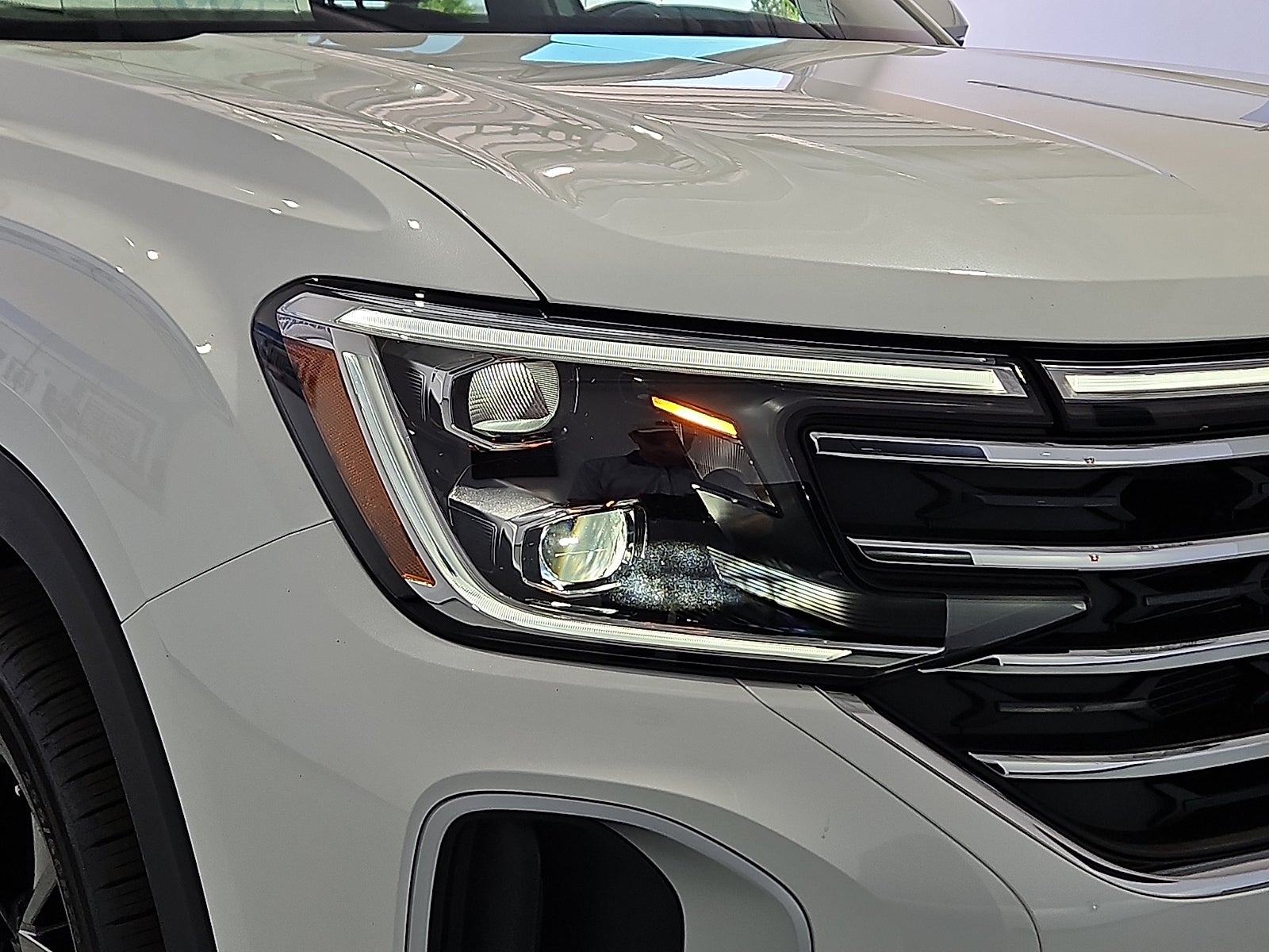 2026 Volkswagen Atlas SE with Technology