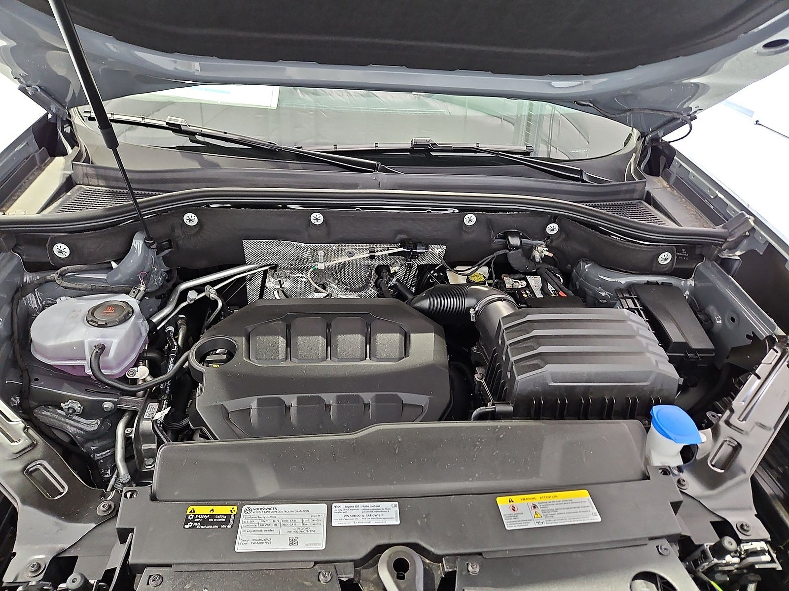2026 Volkswagen Atlas SE with Technology
