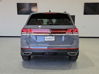 2026 Volkswagen Atlas SE with Technology