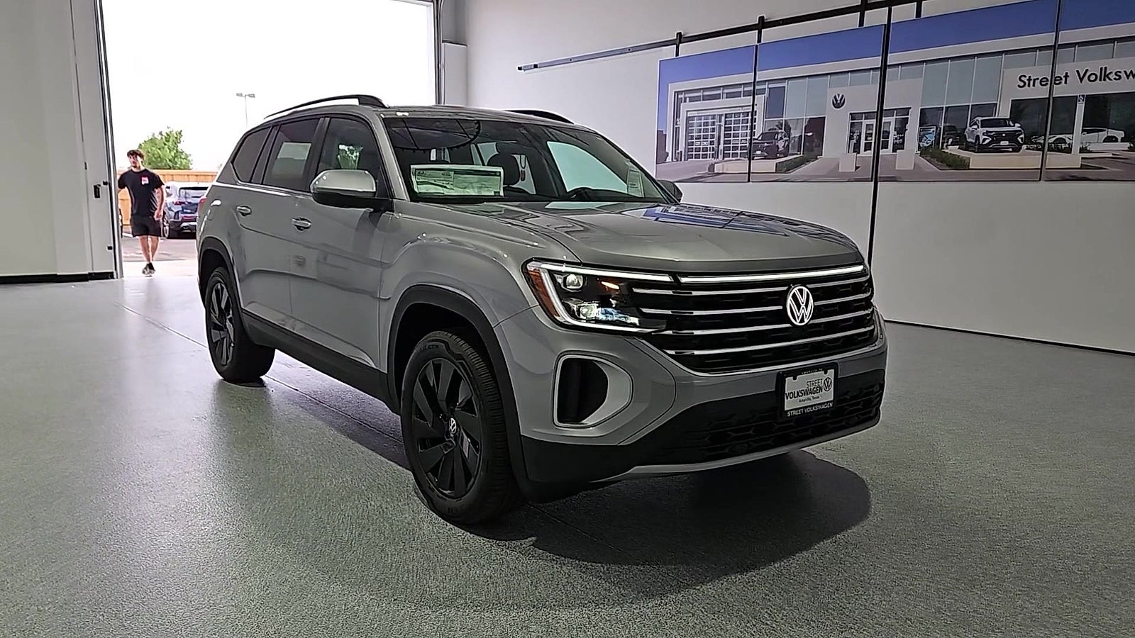 2026 Volkswagen Atlas SE with Technology